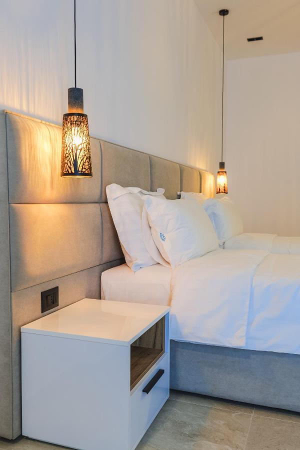 Jad Rooms Sarandë Exterior foto